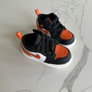 NWOB NIKE Jordan AJ 1 Low Alt Boys' Toddler Explore Jordan Size 6C